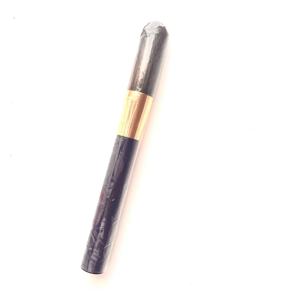 🆕 No Tag. Estée Lauder Powder Brush. Part of seasonal collection.